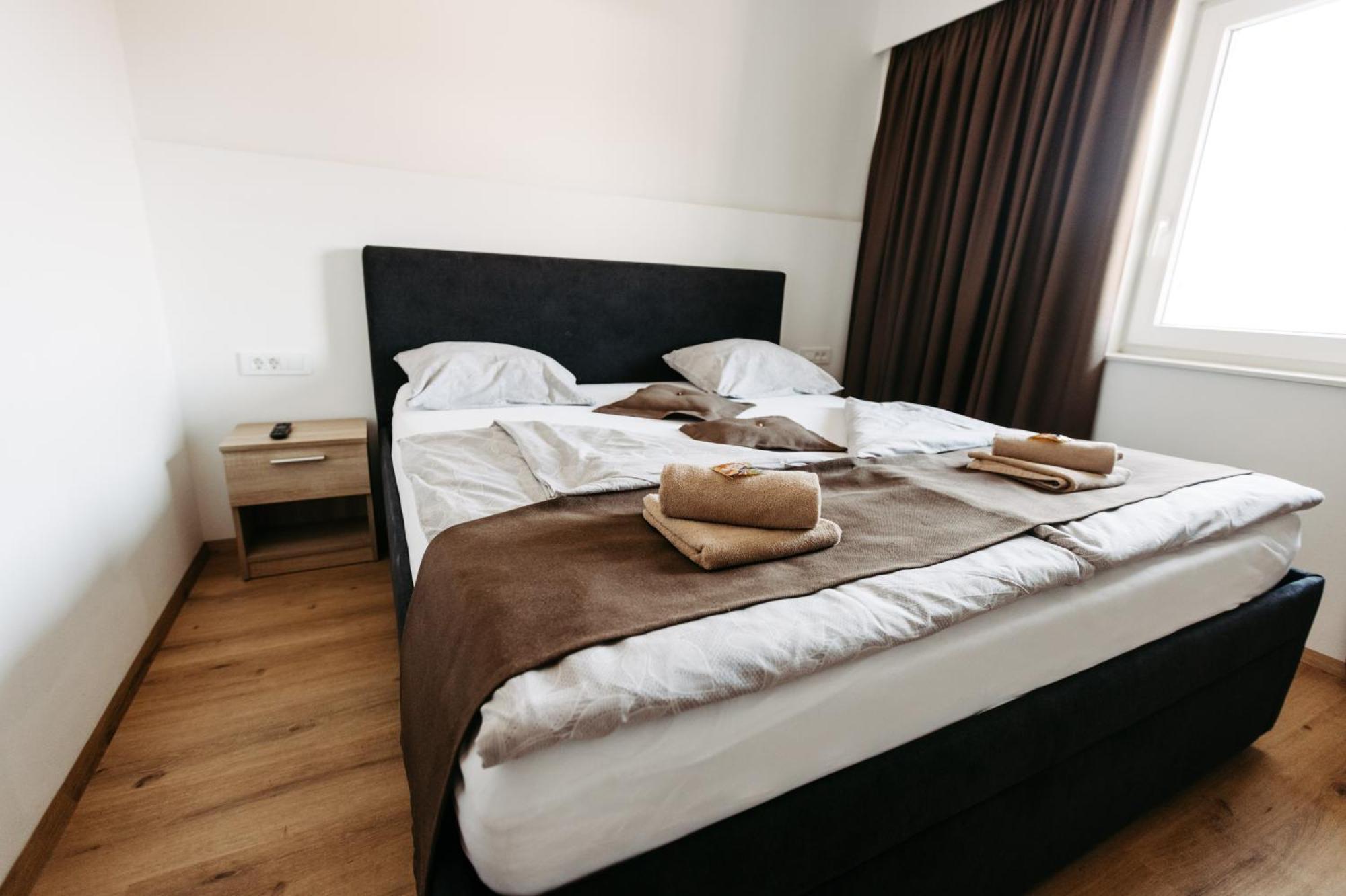 Hotel Murat Ptuj Bagian luar foto