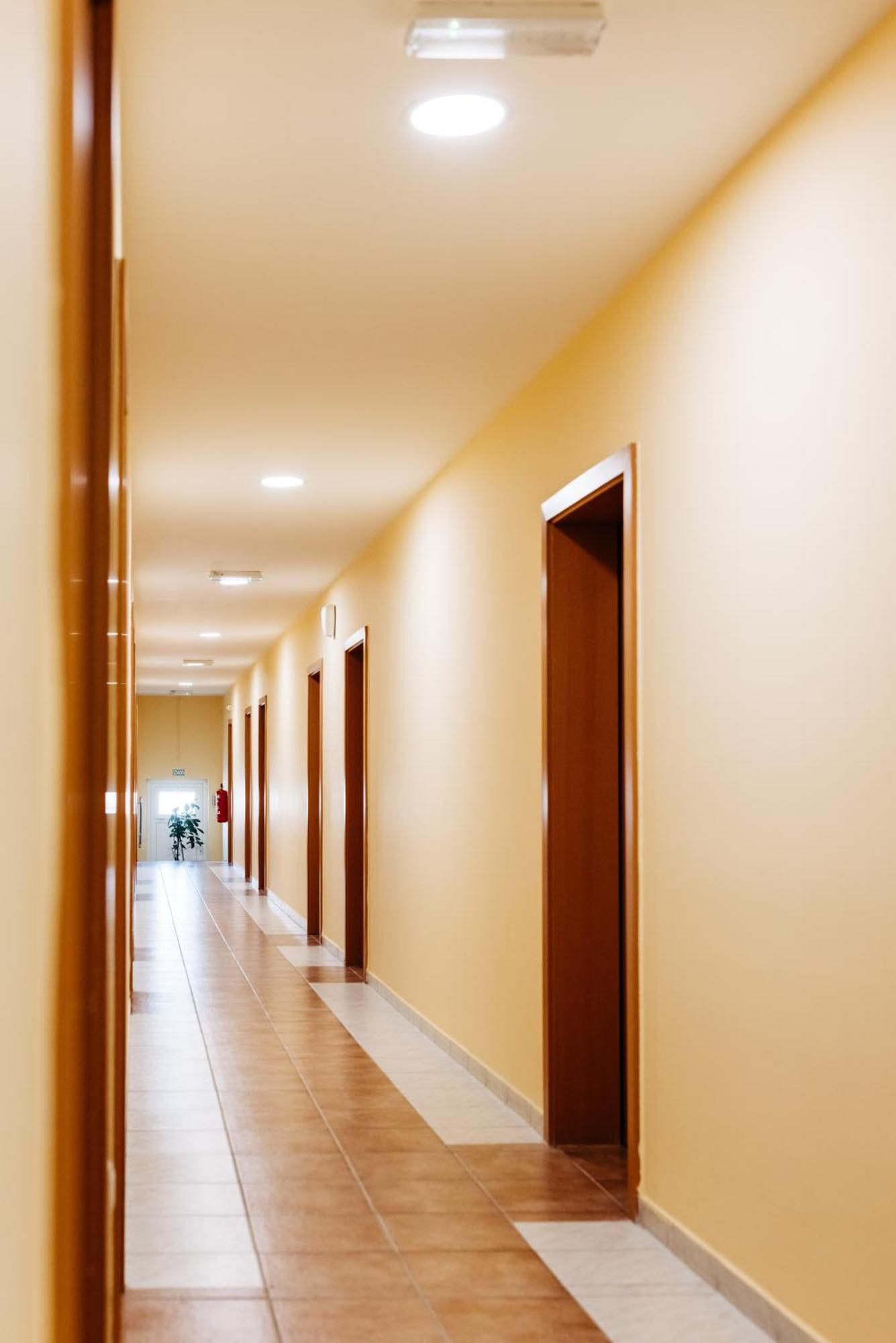 Hotel Murat Ptuj Bagian luar foto